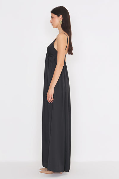 Victory Dress Black